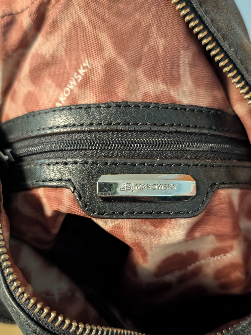 Classic Black Leather Hobo Shoulder Bag - Picture 10 of 13